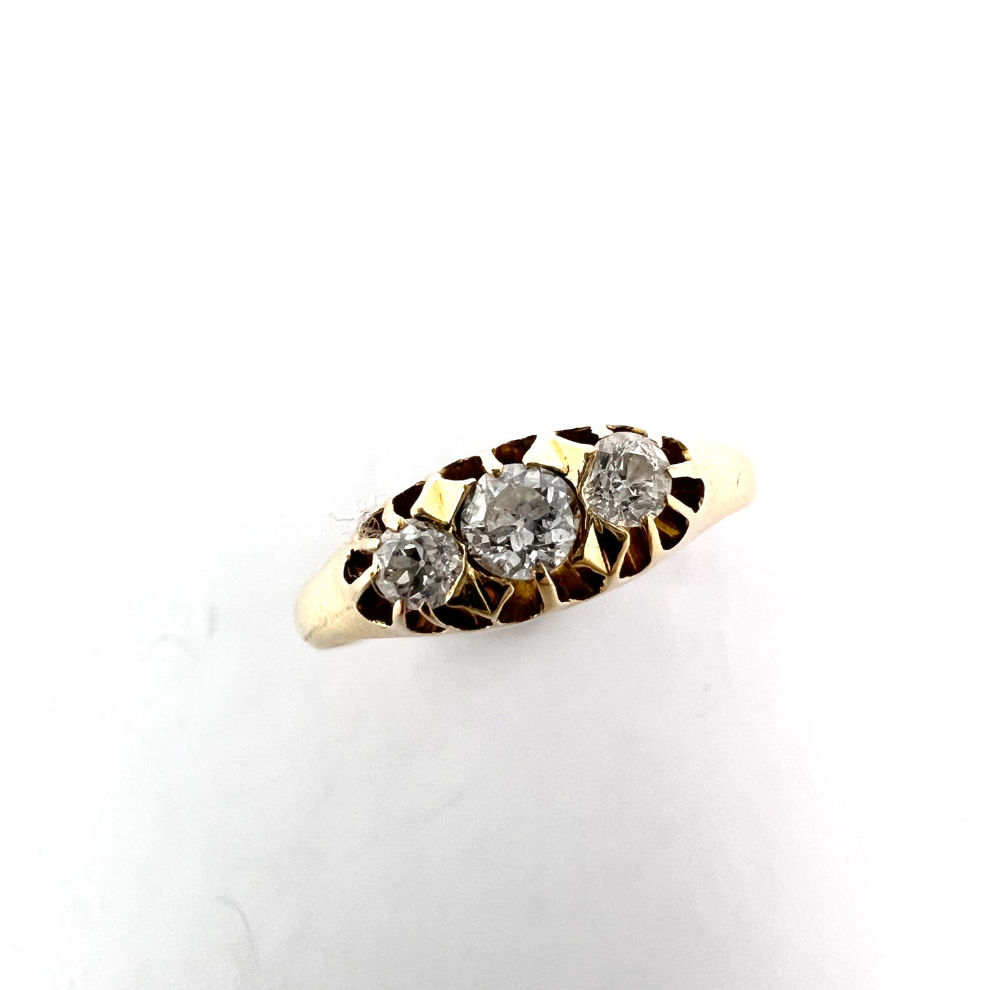 K A Mattinsson. Sweden 1919. Antique 18k Gold 0.29ctw Diamond Ring.