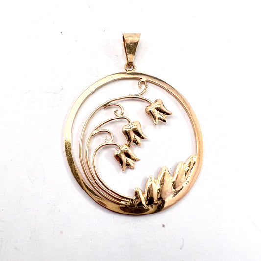 Guldvaruhuset, Sweden 1946. Vintage 18k Gold Flower Pendant.