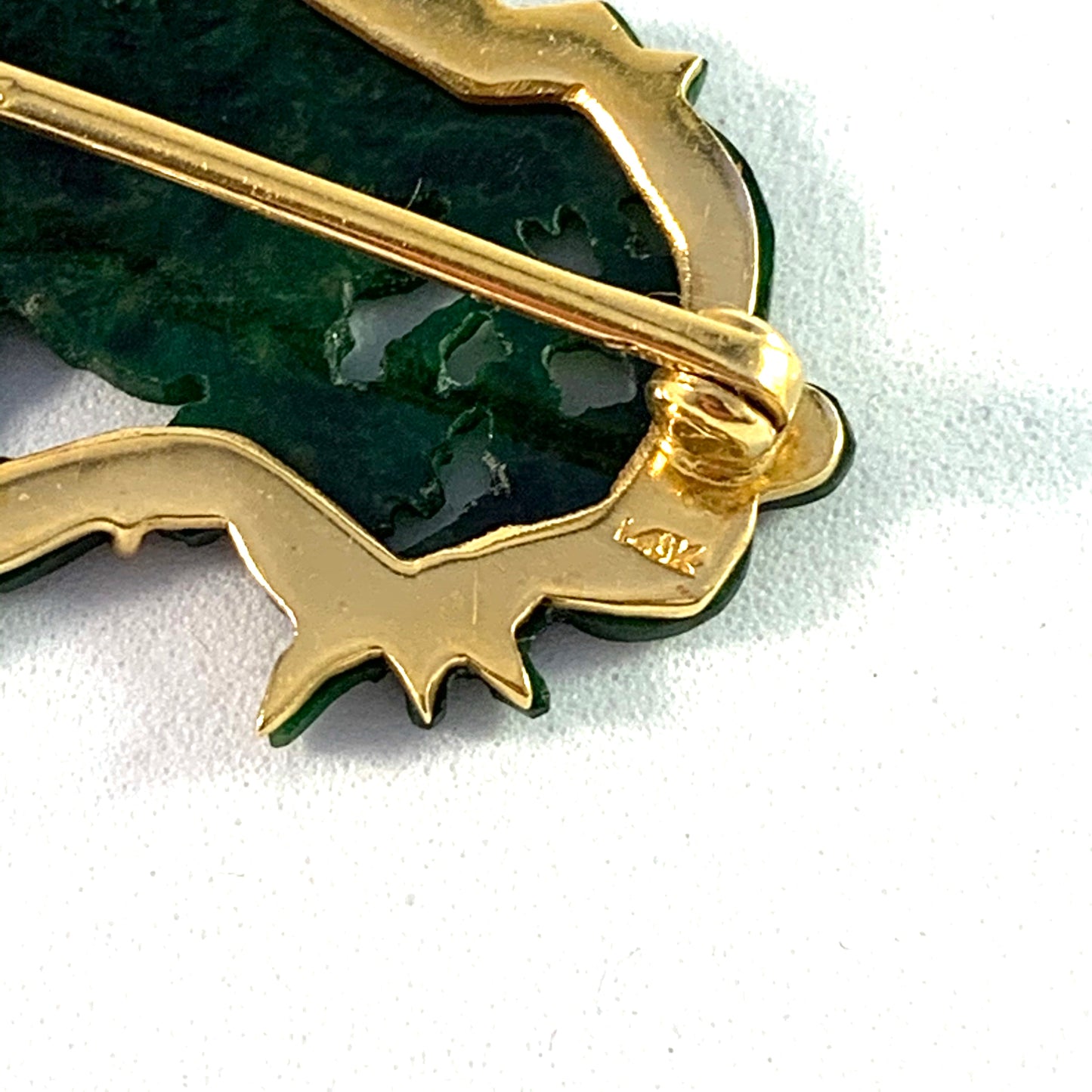 Vintage Chinese 14k Gold Carved Jade Dragon Brooch.