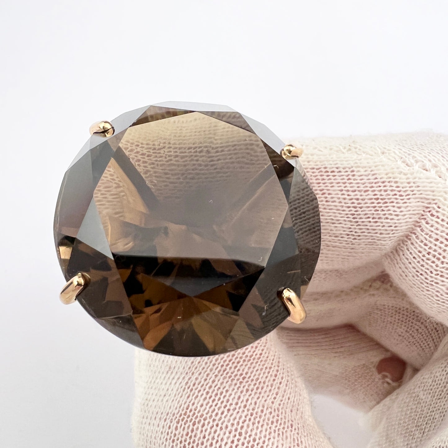 Vintage 1960s. 18k Gold Huge Smoky Quartz Cocktail Ring. 35gram