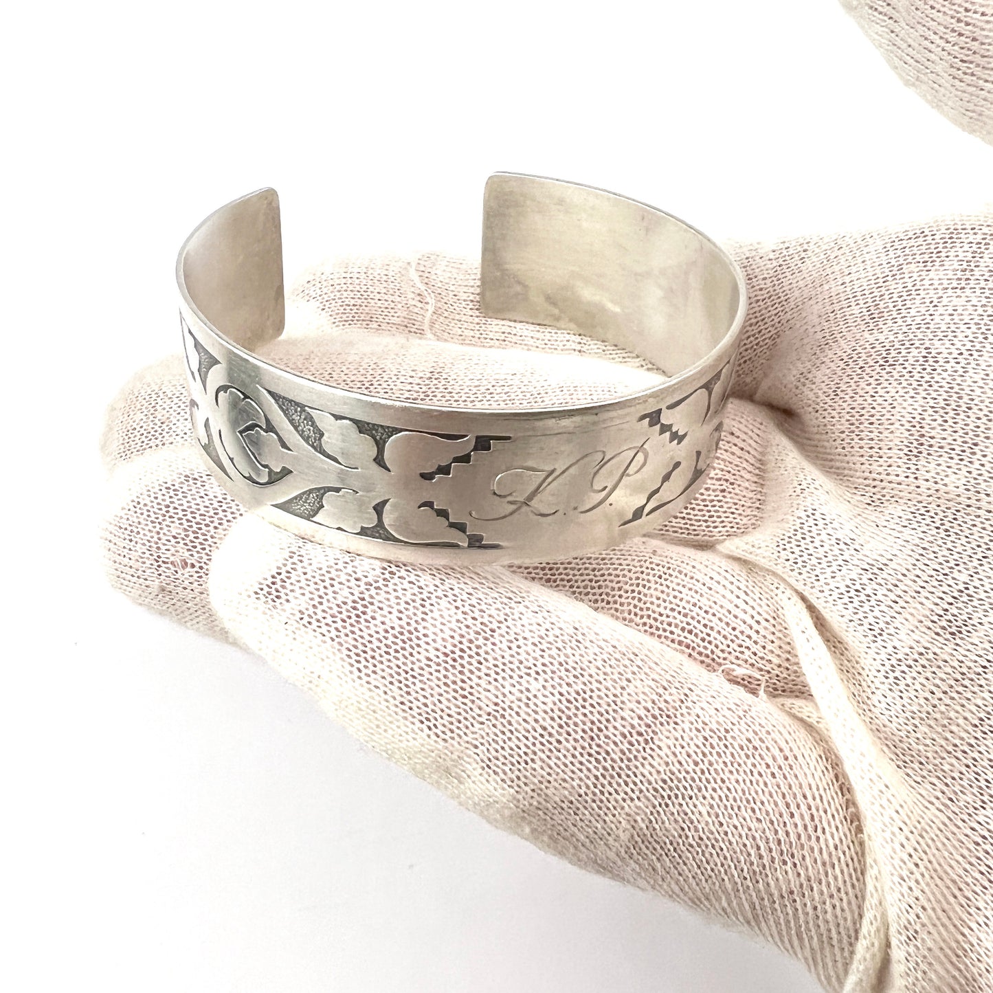 Liljesten - Wallins, Sweden 1959. Vintage Mid-century Sterling Silver Cuff Bracelet. Engraved KP