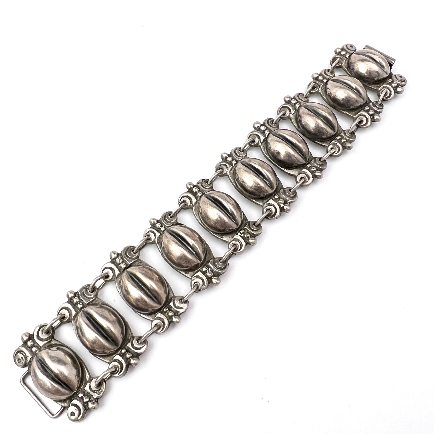 Mexico 1930-40s. Pre-Eagle Hallmark Chunky Sterling Coffee Bean Bracelet.