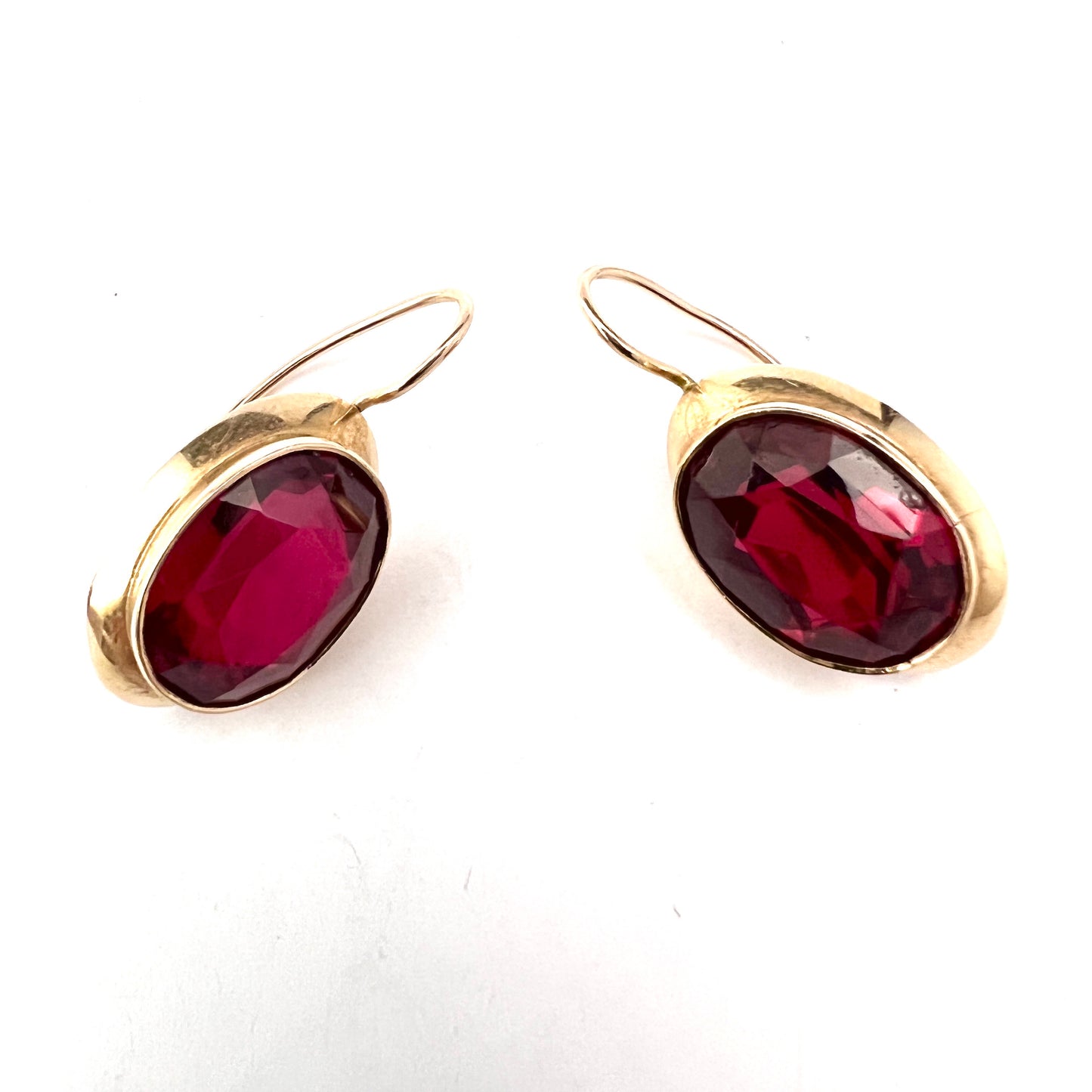 Soviet USSR c 1960-70s. Large Vintage 14k Gold Synthetic Ruby Pair of Earrings.