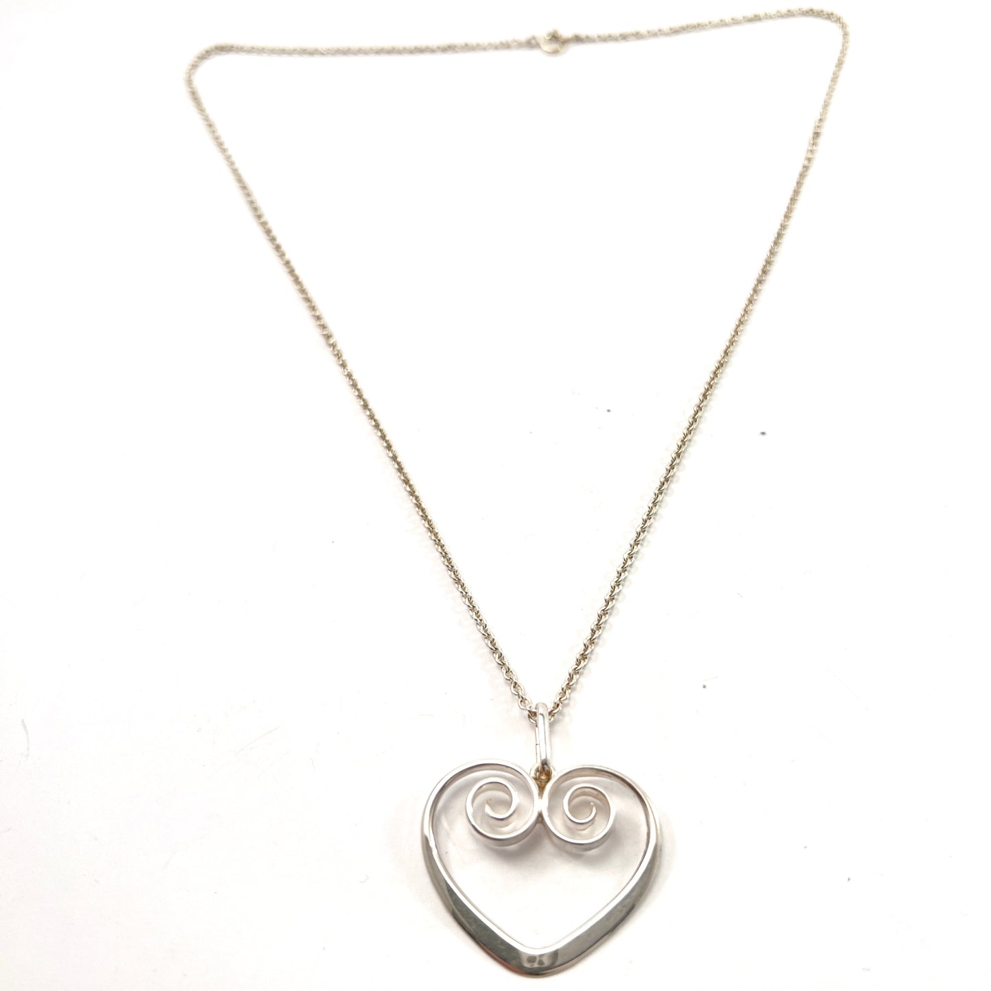 Norway. Vintage Solid Silver Heart Pendant Necklace.