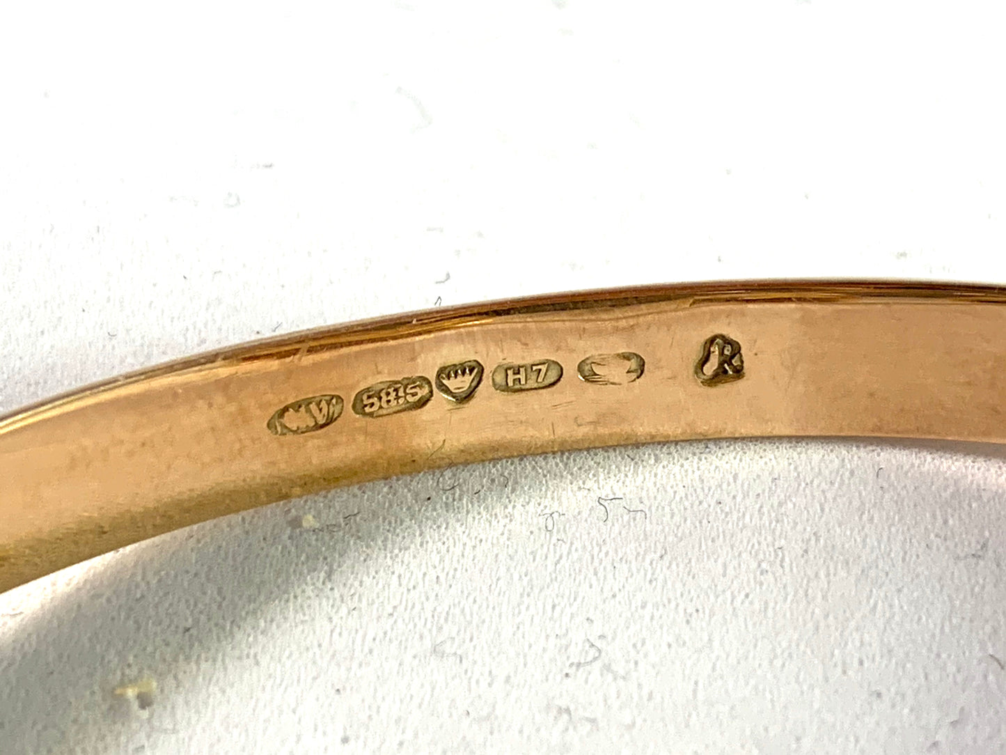 Nils Westerback, Finland year 1961, 14k Gold Citrine Bangle Bracelet