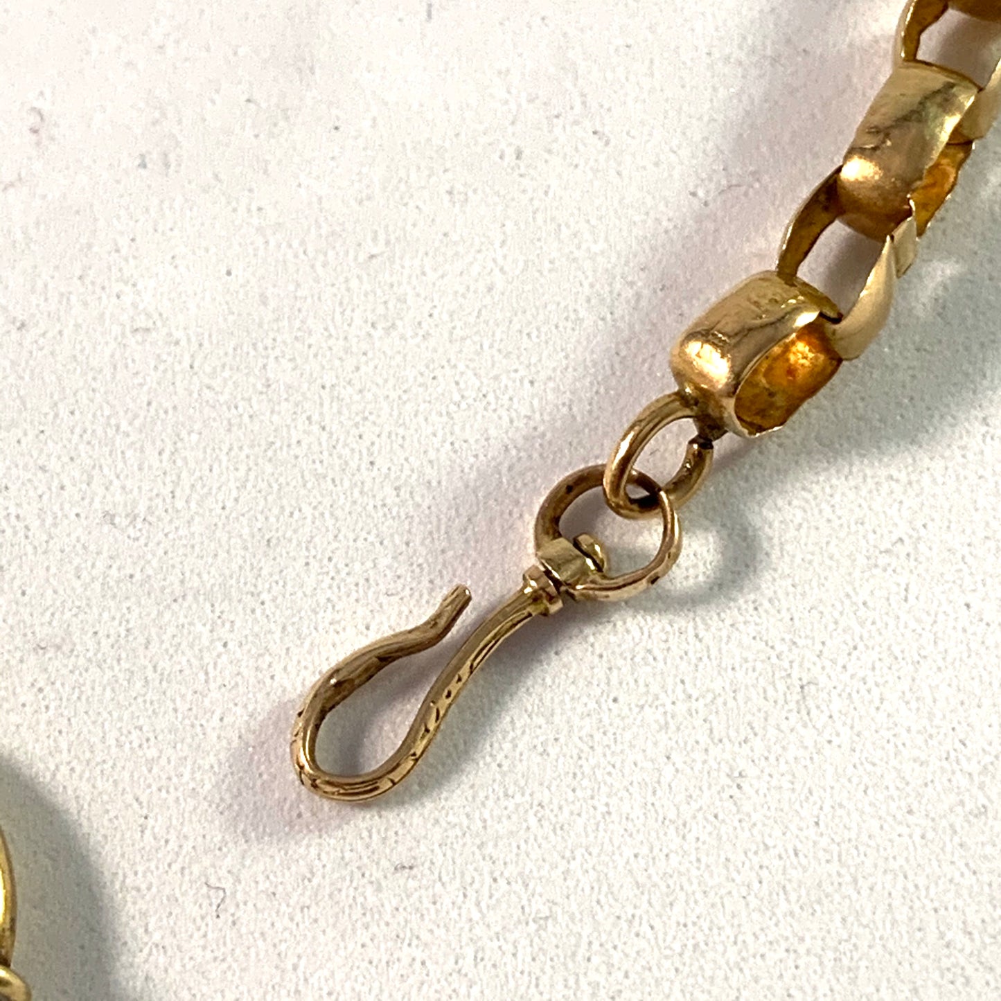 G Graumann, Sweden 1863, Victorian 18k Gold Watch Chain. (Necklace)
