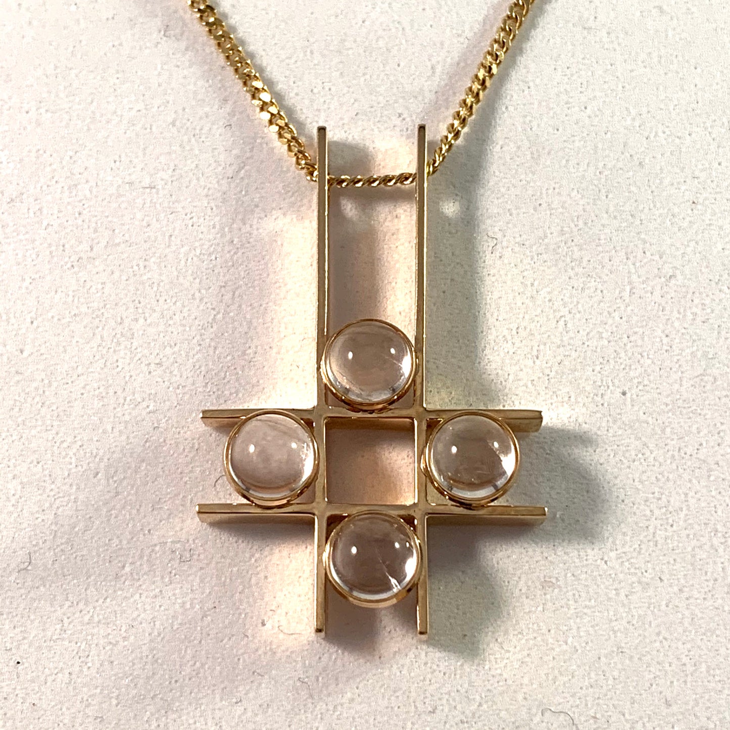 Eero Rislakki for N. Westerback, Finland year 1966, 14k/18k Gold Cabochon Cut Rock Crystal Pendant Necklace.