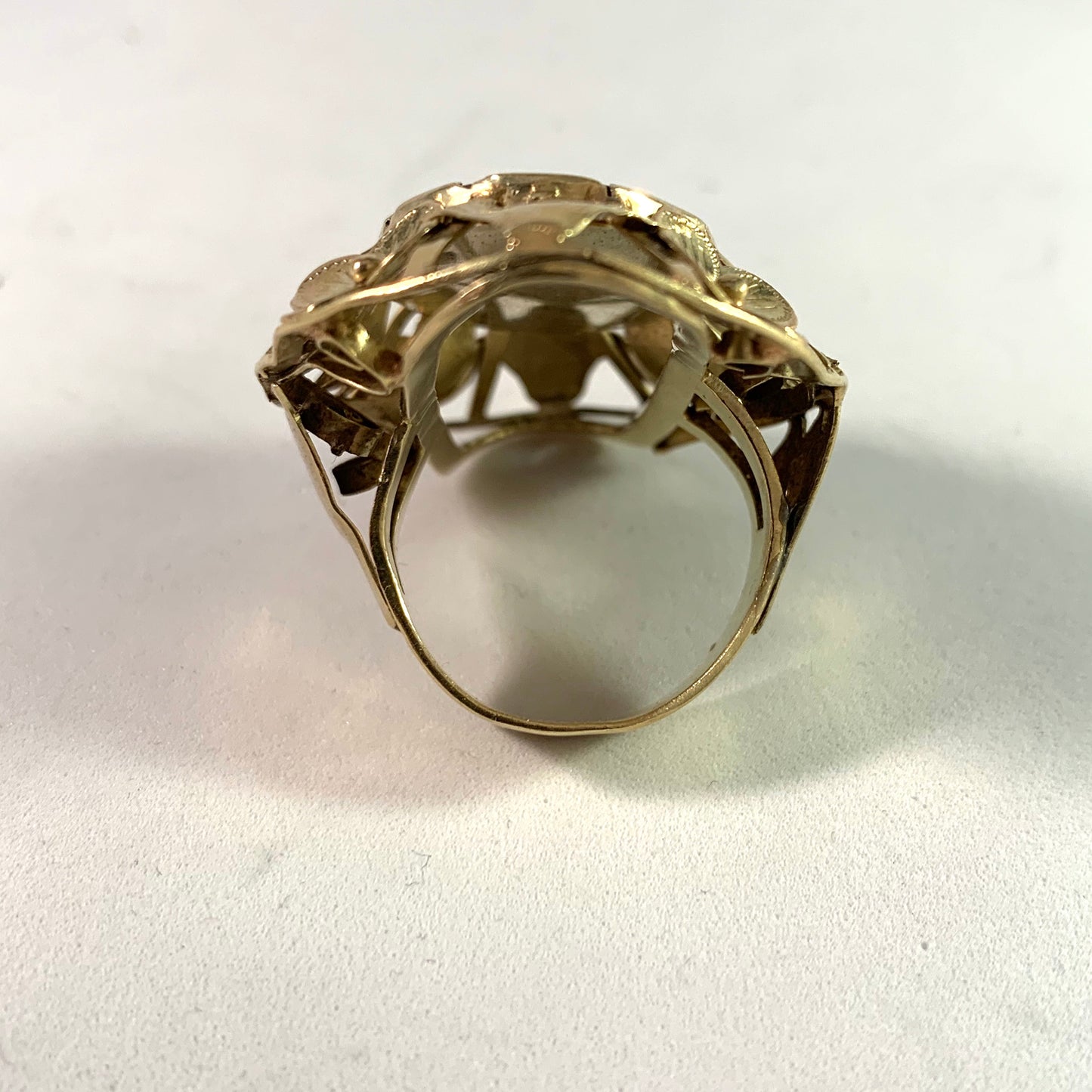 Antique 14k Gold Virgin Mary Massive 18.5gram Ring.