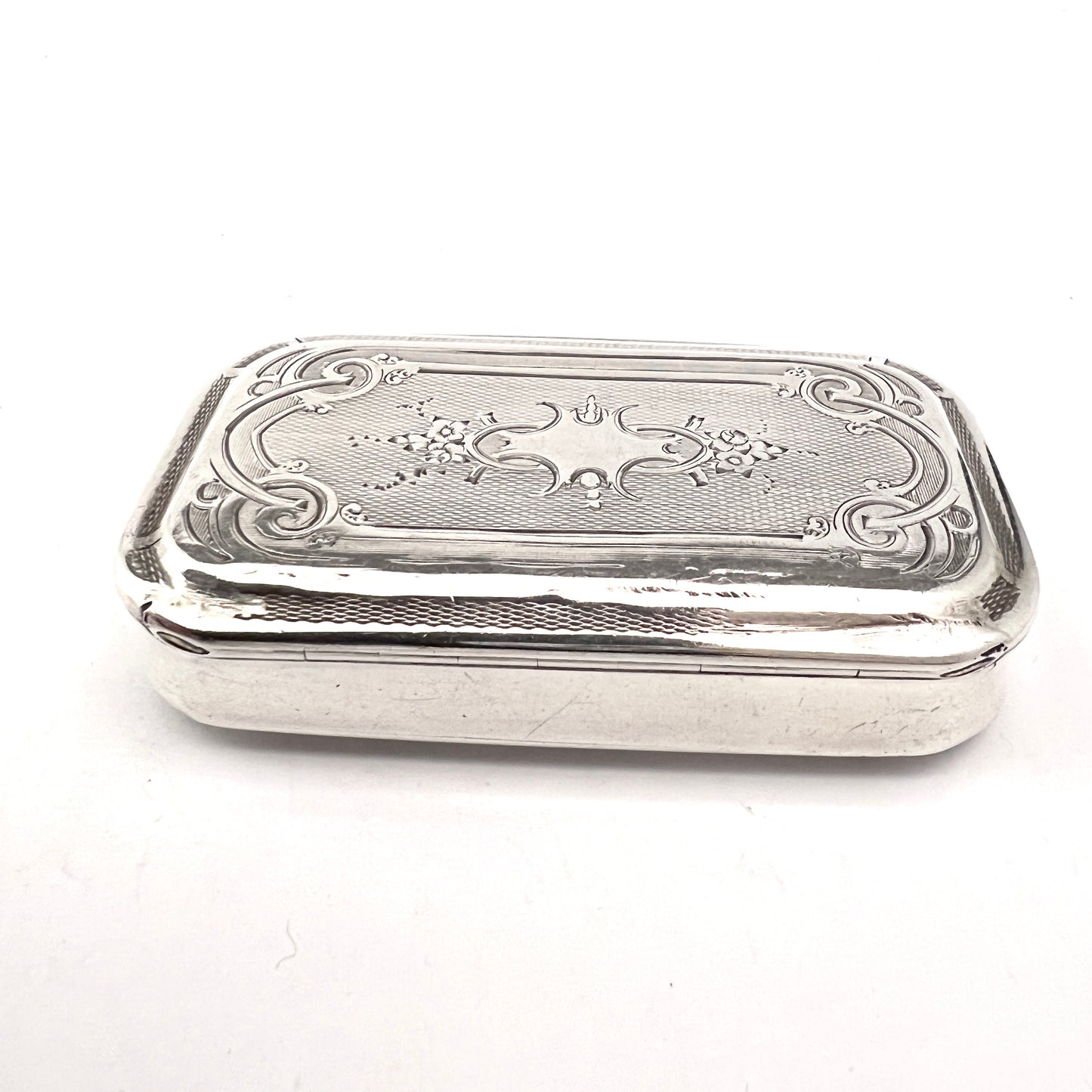 Maker ED, France c 1880s Victorian Sterling Silver Snuff Trinket Box.