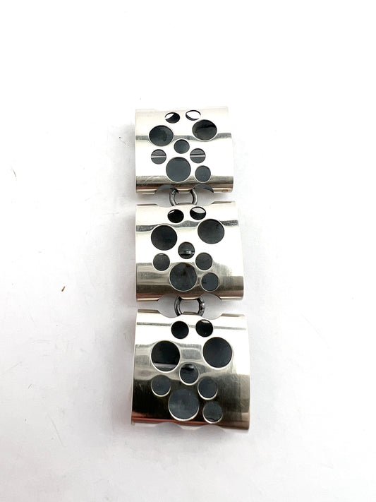 エリス・カウッピ、クピッタン・クルタ・フィンランド、1968年。ヴィンテージスペースエイジのソリッドシルバーペンダント。