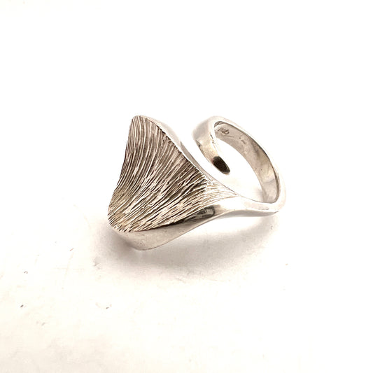 Relo、オーストリア ヴィンテージ 1970 年頃のモダニスト スターリング シルバー リング。