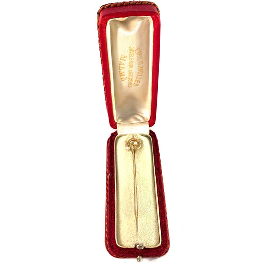 E Möller, Sweden c year 1910 Antique 18k Gold Pearl Pin in Original Box.