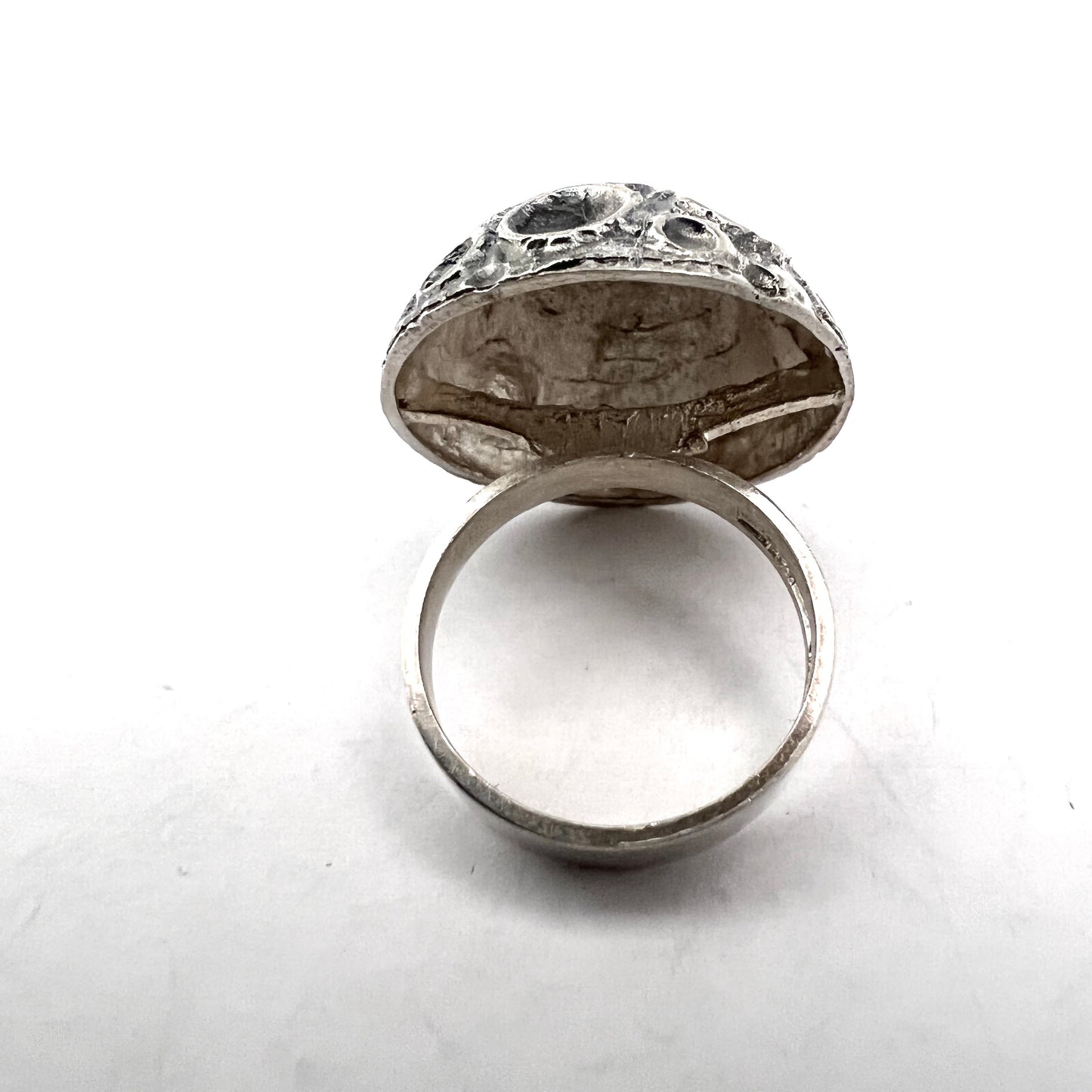 Alpo Tammi, Finland year 1970. Vintage Space Age Moon Surface Silver Ring.