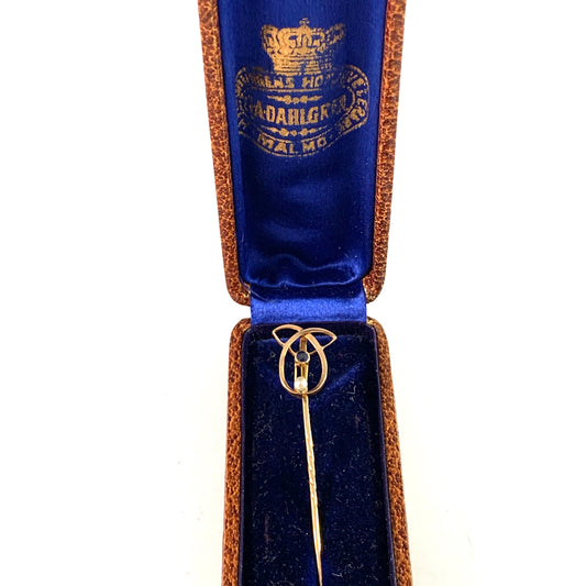 G. Dahlgren, Sweden 1904 Antique Jugendstil 18k Gold Sapphire Pearl Pin. In Original Box.