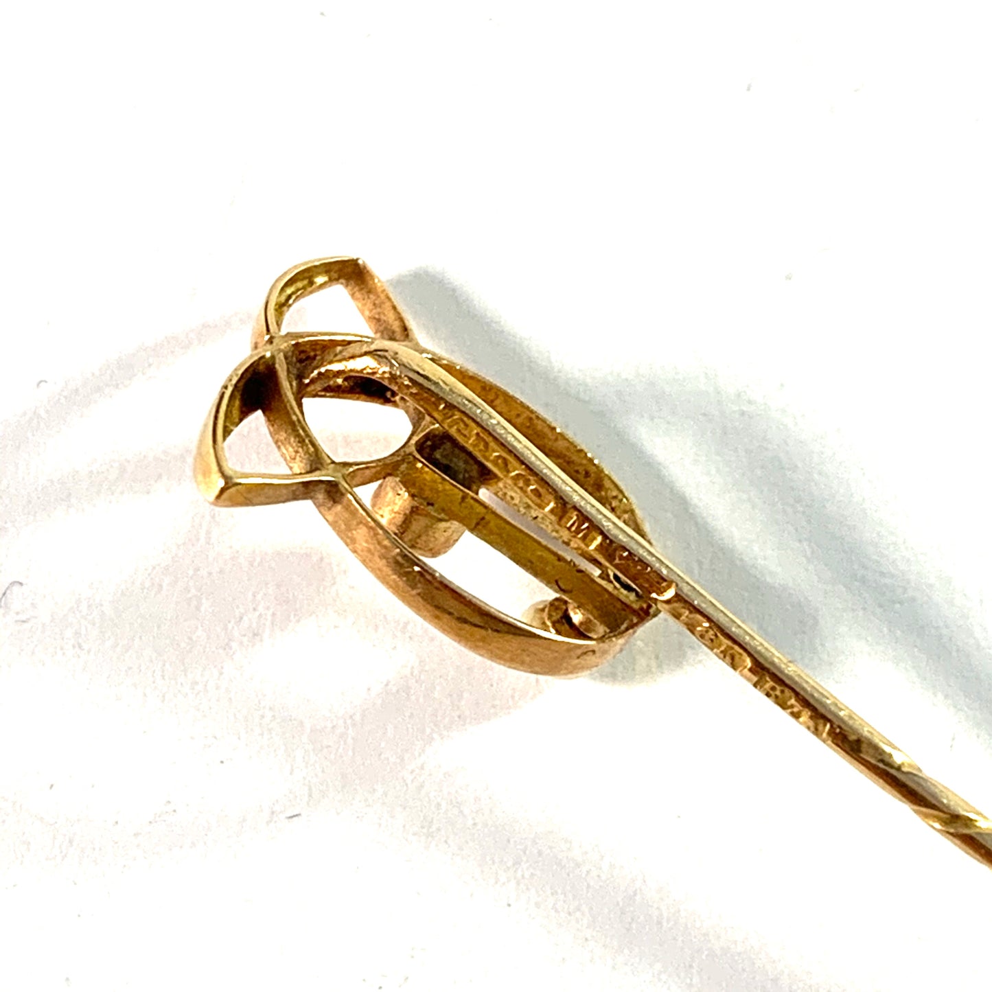 G. Dahlgren, Sweden 1904 Antique Jugendstil 18k Gold Sapphire Pearl Pin. In Original Box.