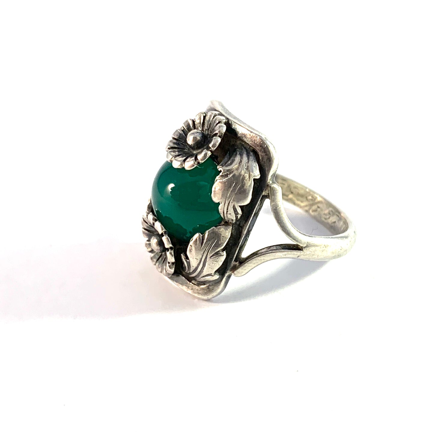 Hugo Grun, Denmark 1956 Mid Century Sterling Silver Chrysoprase Ring.