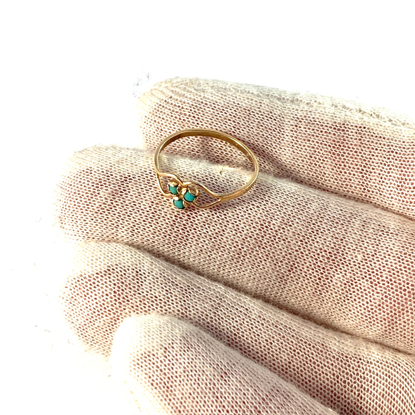 Early 1900s. Antique 14k Gold Turquoise Ring.