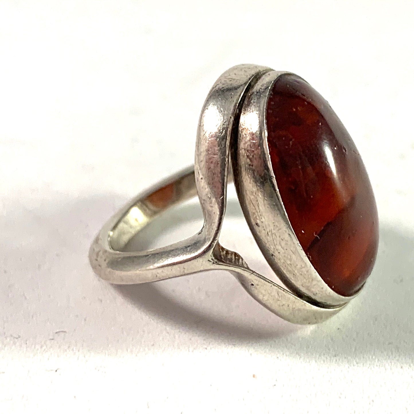Einer Fehrn, Denmark 1960s 830 Silver Baltic Amber Ring.