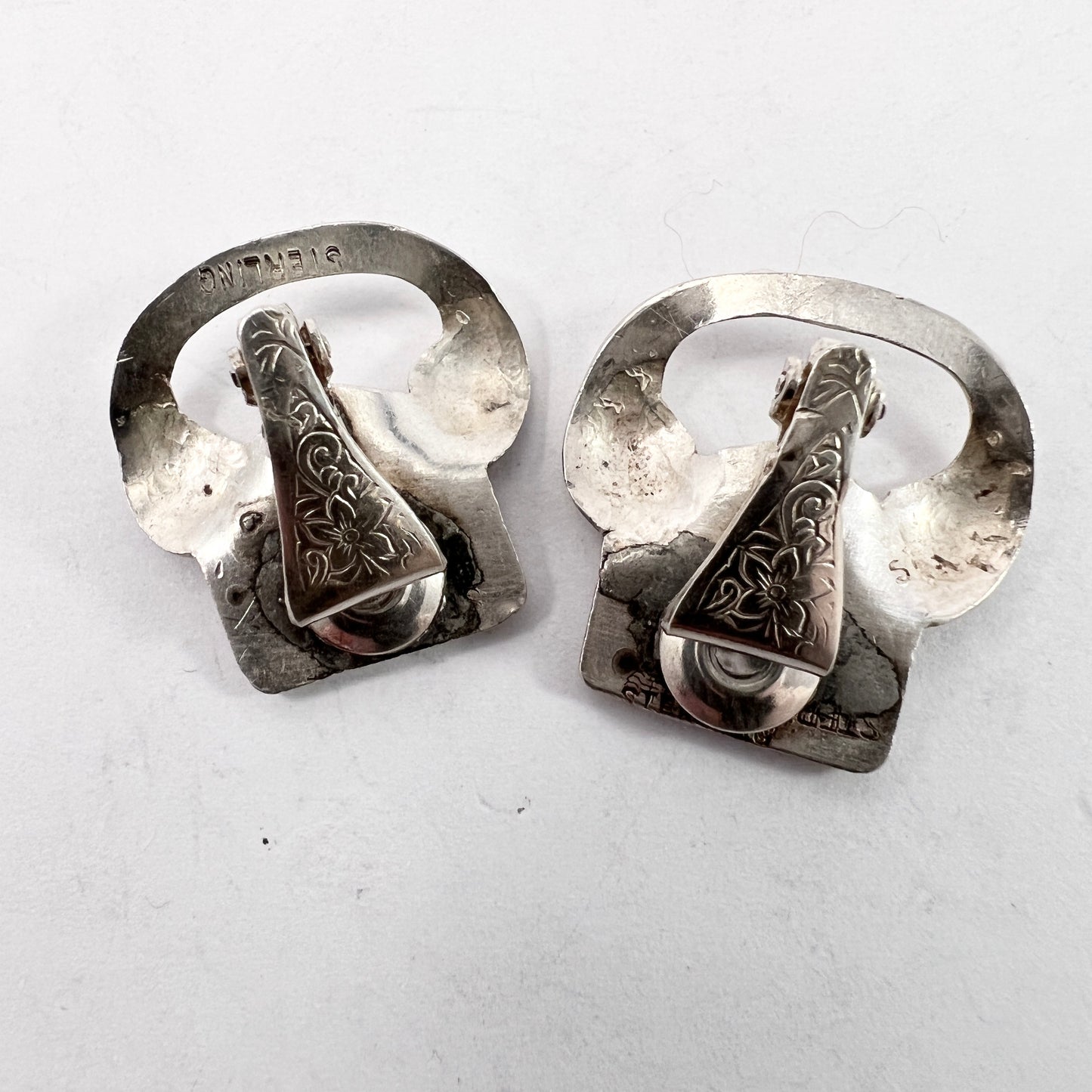 USA Vintage 1930s Patent Marked Sterling Silver Novelty Earrings.