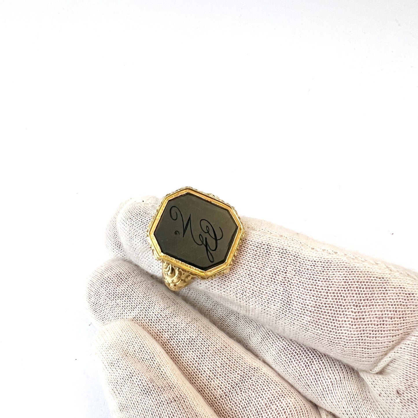 Pehr O Hellsund, Sweden 1843. Antique Victorian 18k Gold Onyx Men's Signet Ring