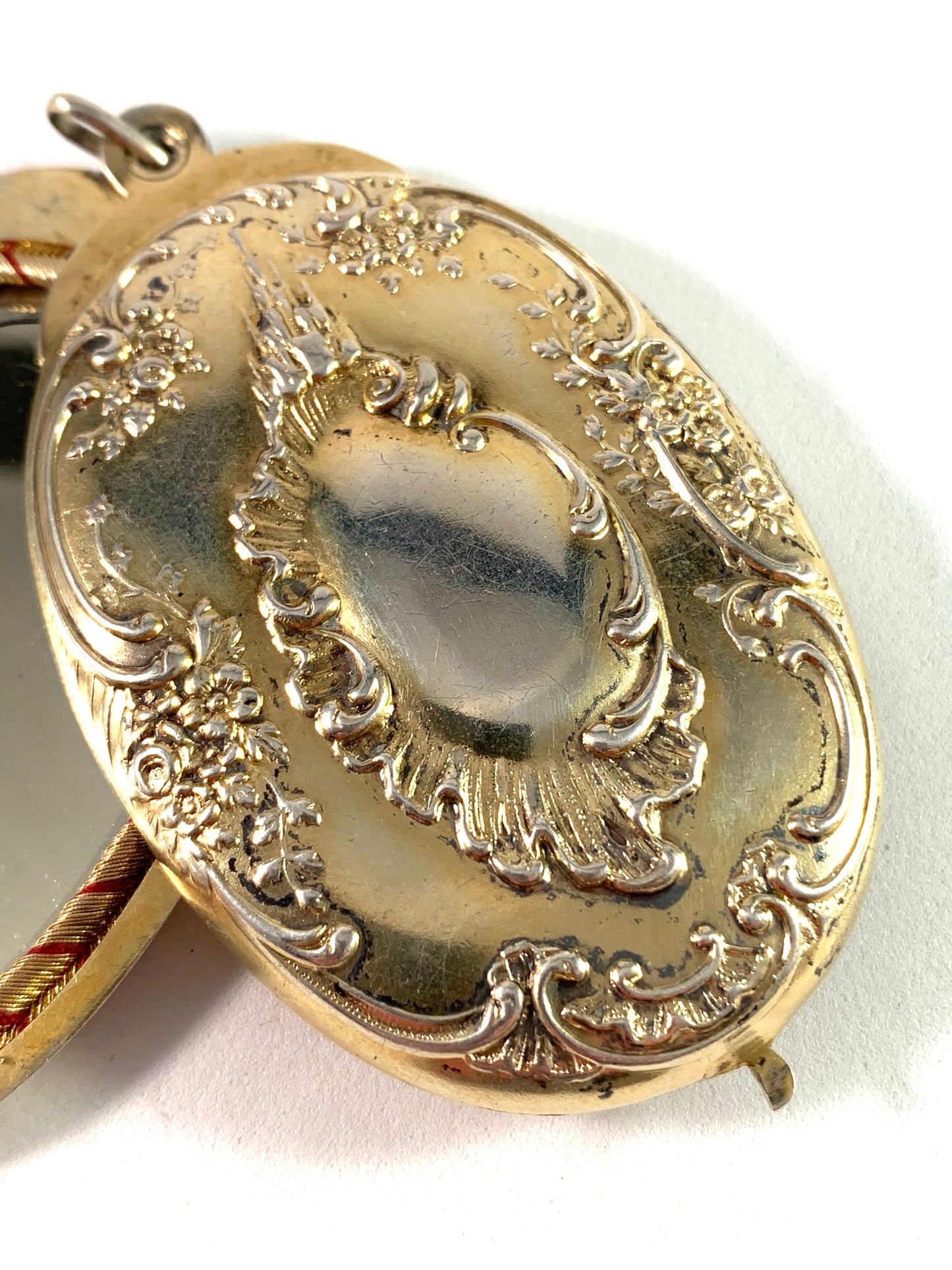 France Gilt Silver Mirror Pendant. La Belle Époque, Art Nouveau.