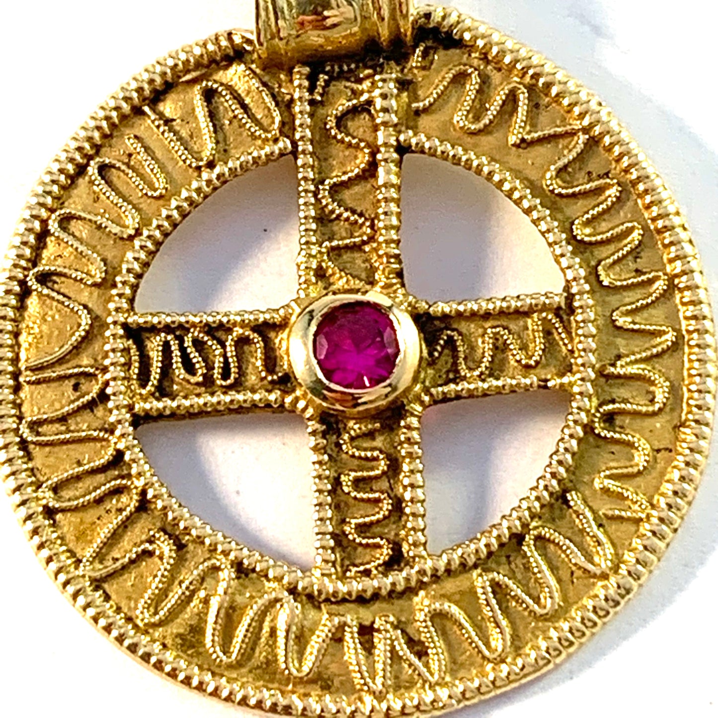 Bengt Hallberg, Sweden. 18k Gold Vintage Viking Copy Pendant.