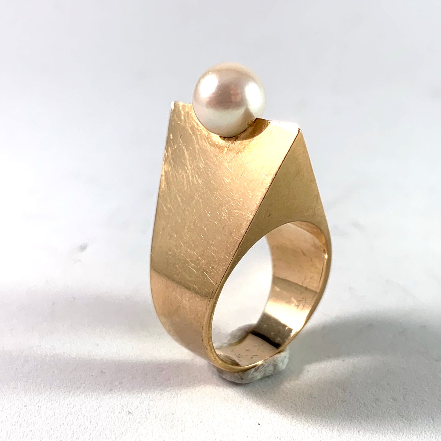 Reeslev, Denmark 1960s Bold 14k Gold Pearl Ring.