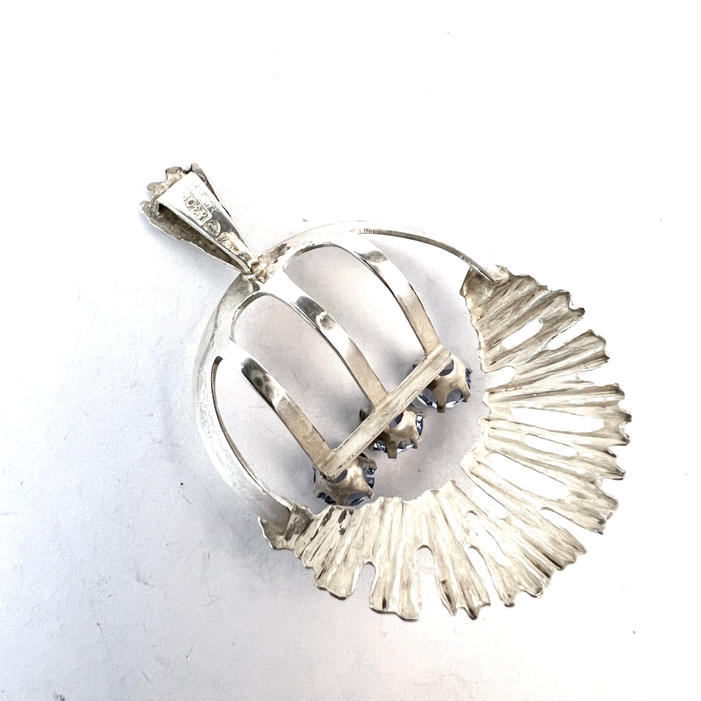 Martti Viikinniemi (1946-74) Finland. Vintage 830 Silver Synthetic Spinel Pendant.