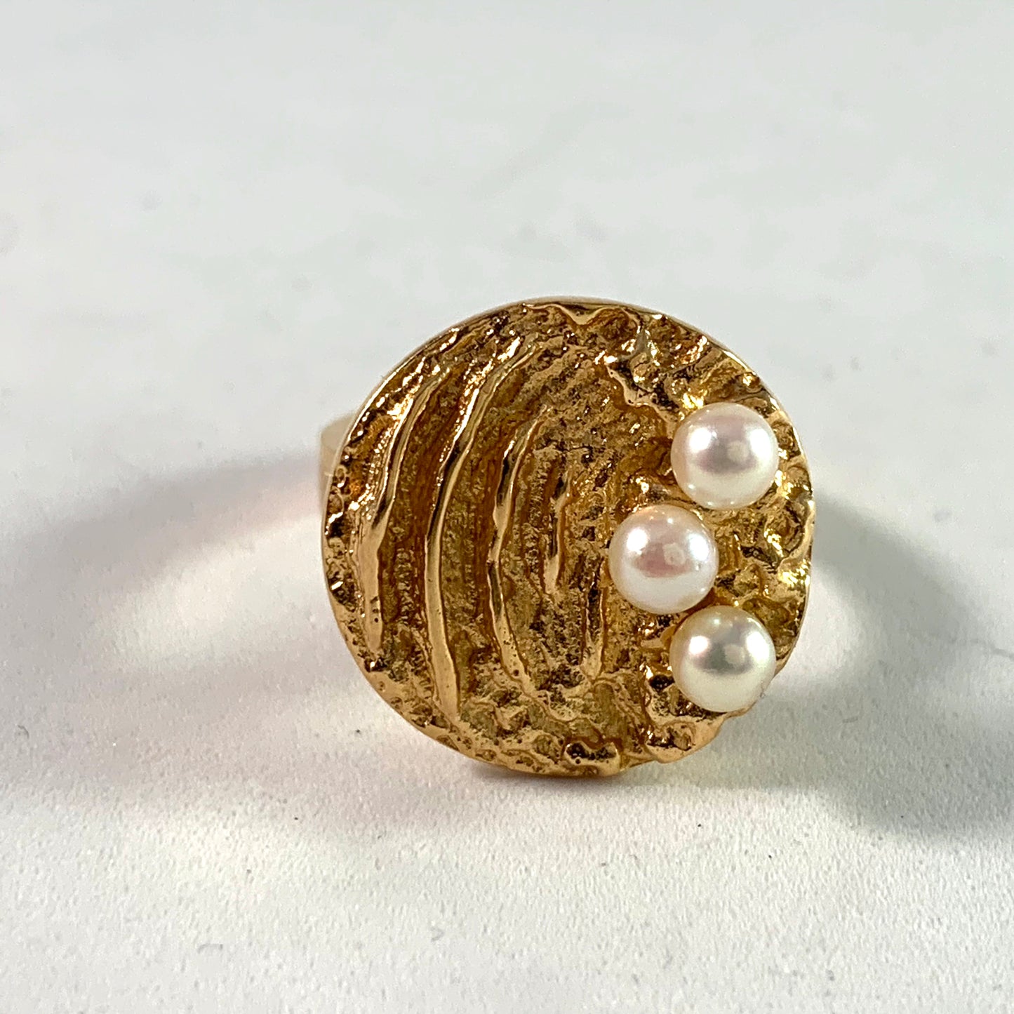 Liedholm for Ateljé Candra 1968 Modernist 18k Gold Pearl Ring. Signed