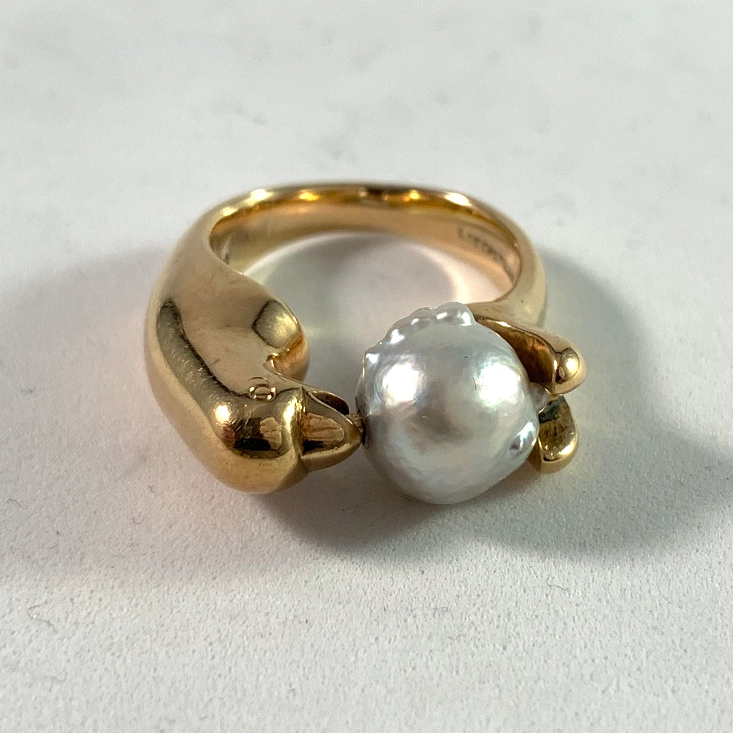 Los Castilla Vintage 13.4gram 14k Gold Baroque Pearl Bird Ring.