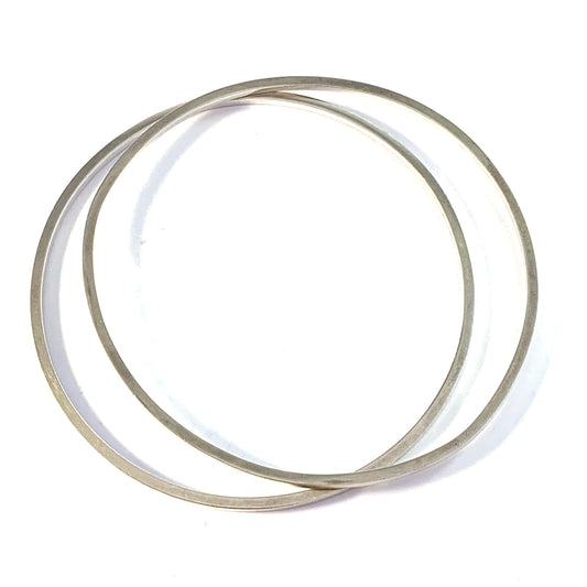 Erik Granit, Finland 1963. Pair of Solid Silver Bangle Bracelets.