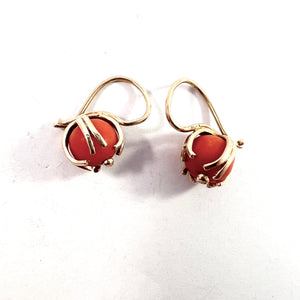 Vintage 18k Gold Coral Earrings. Makers Mark. 8.1gram