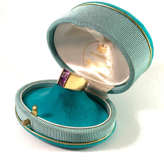 Johan Pettersson, Sweden 1962, 18k Gold Amethyst Ring.