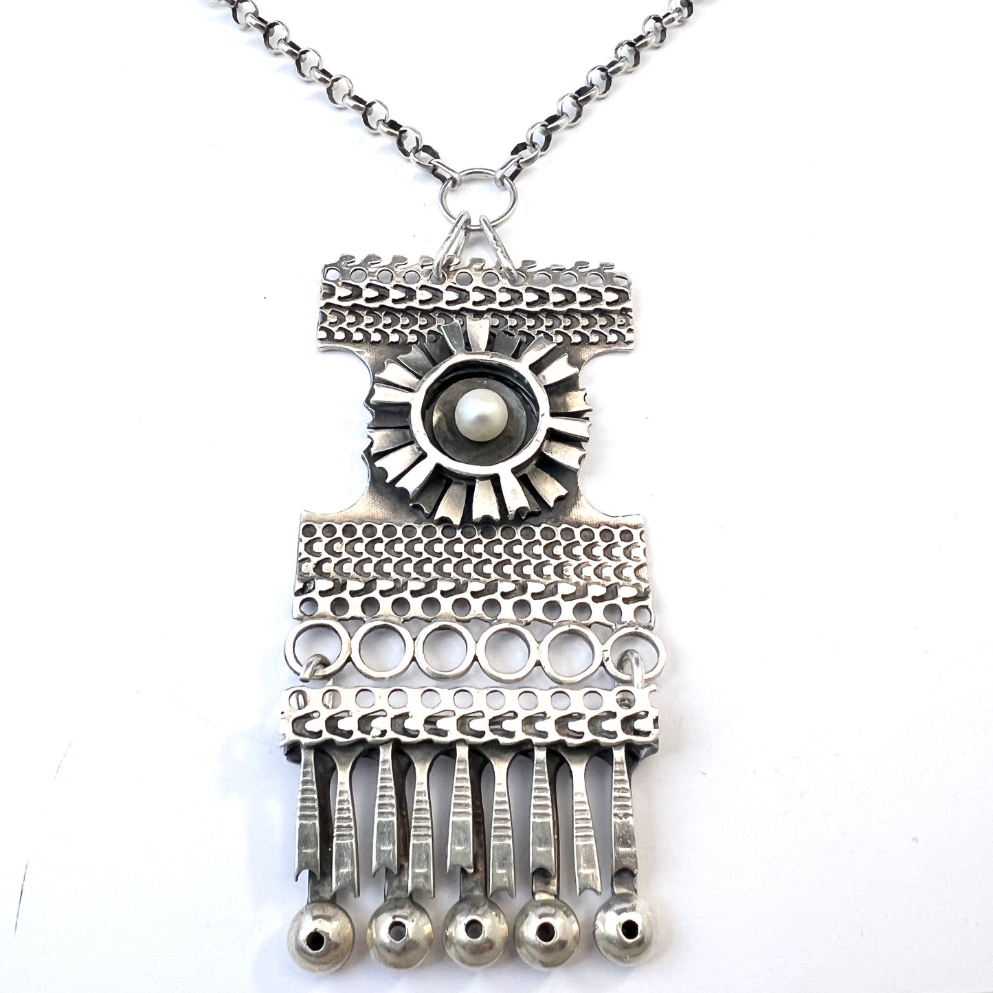 Kalevala Koru, Finland 1968. Huge Vintage Solid Silver Pearl Pendant Necklace.