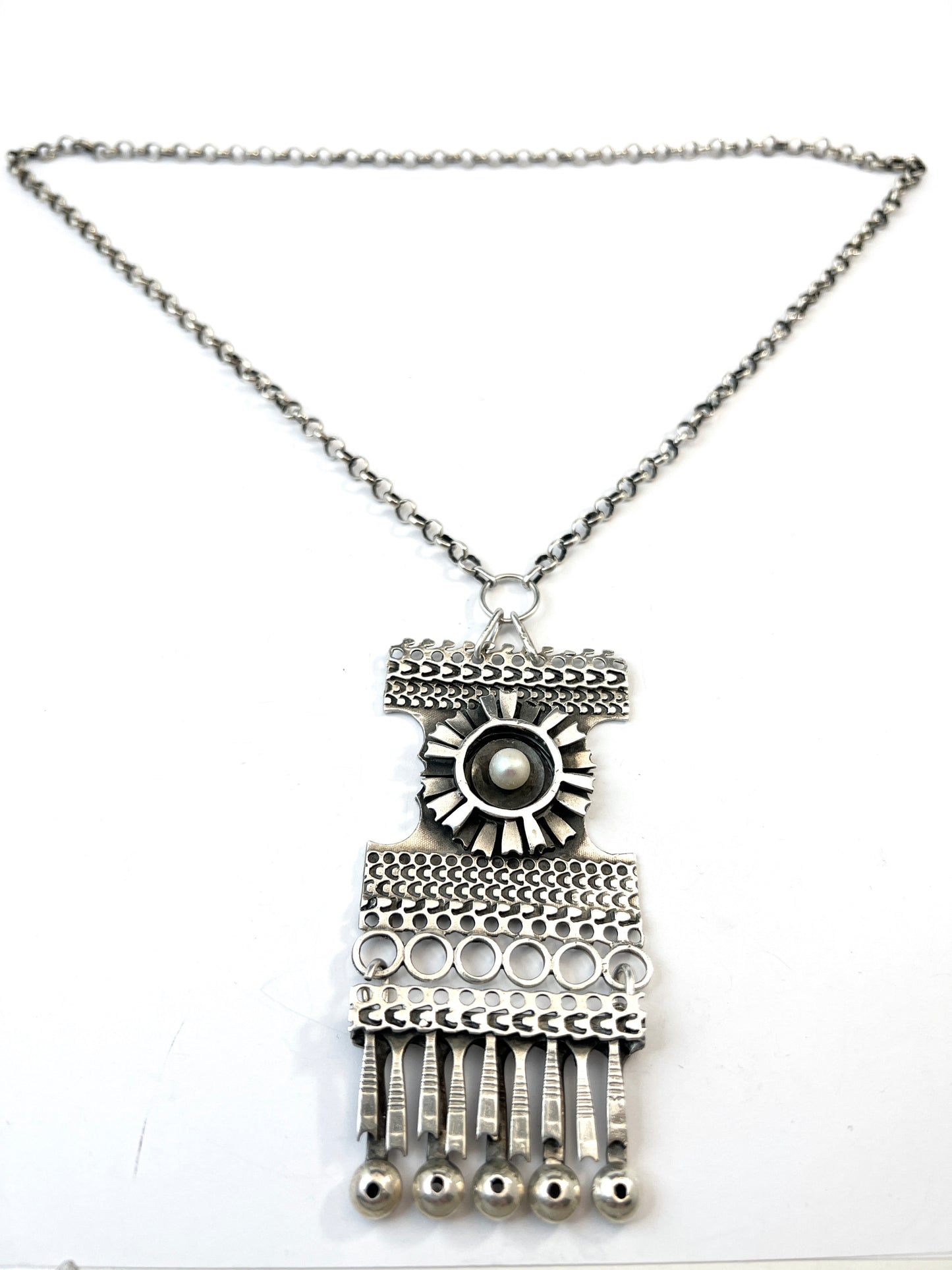 Kalevala Koru, Finland 1968. Huge Vintage Solid Silver Pearl Pendant Necklace.