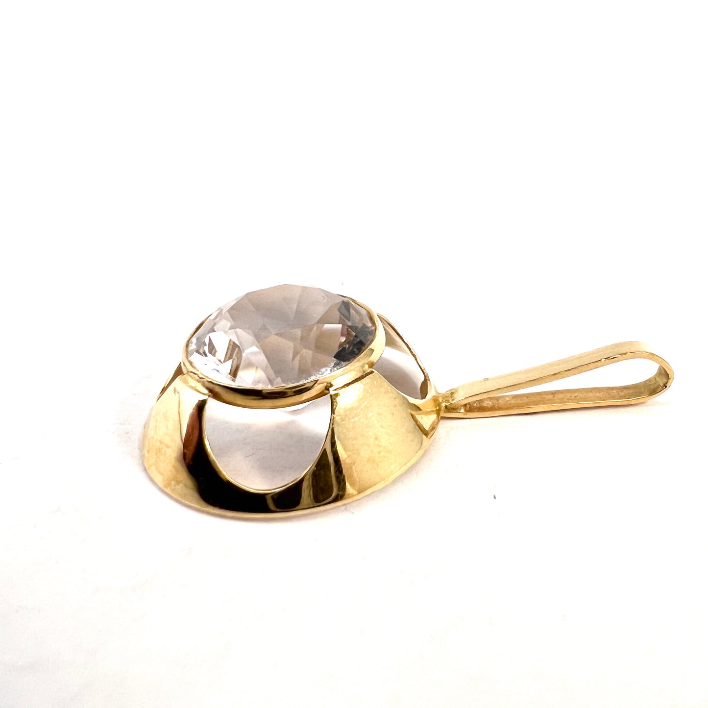 Bengt Hallberg, Sweden 1973. Vintage 18k Gold Rock Crystal Pendant.