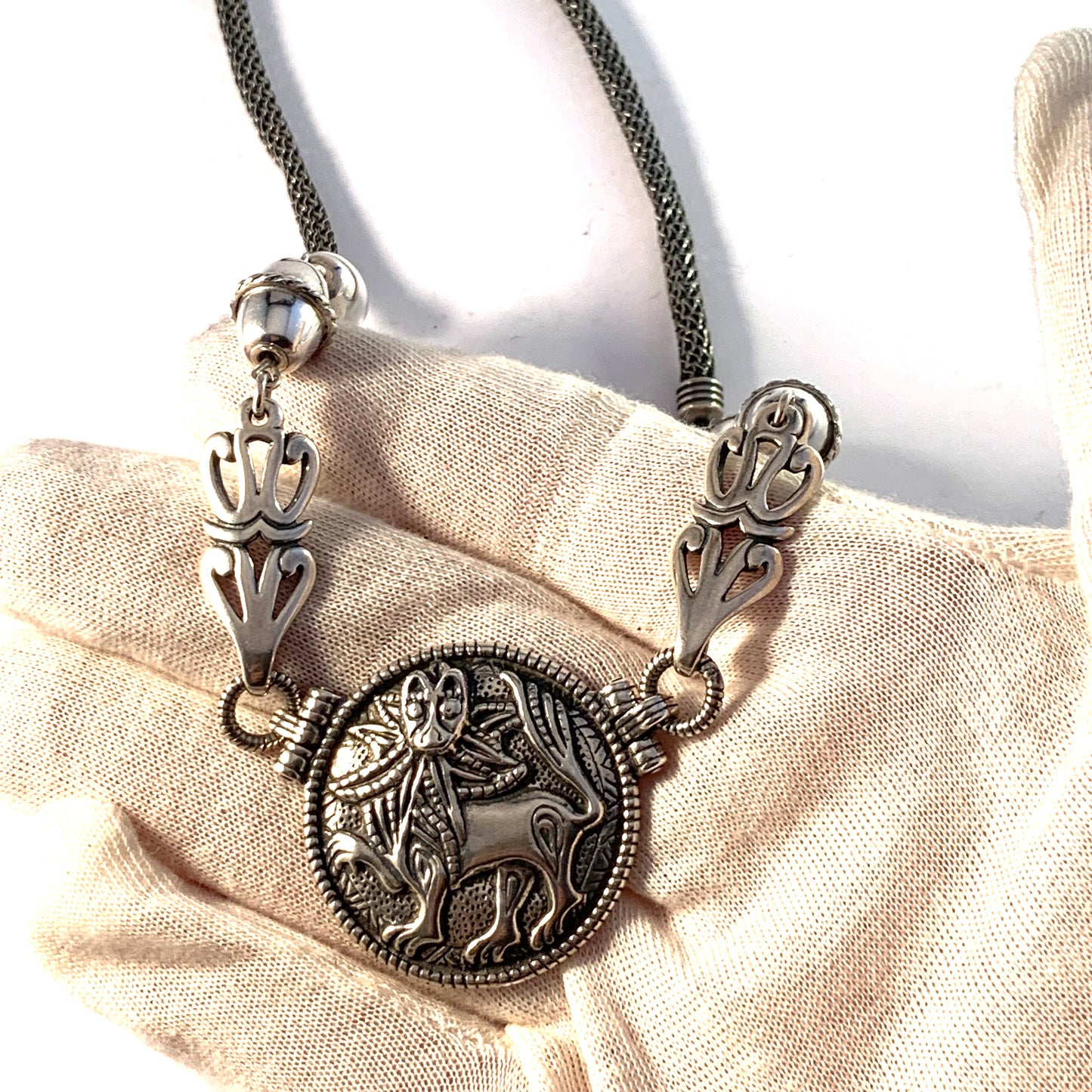 Kalevala Koru, Finland. Massive Vintage Sterling Silver Necklace. Design: Sun Lion.