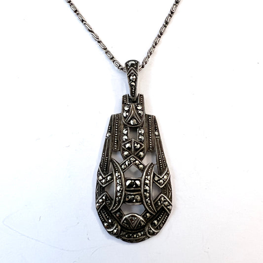 Germany / Sweden Art Deco 935 Sterling Marcasite Pendant Long Chain Necklace.