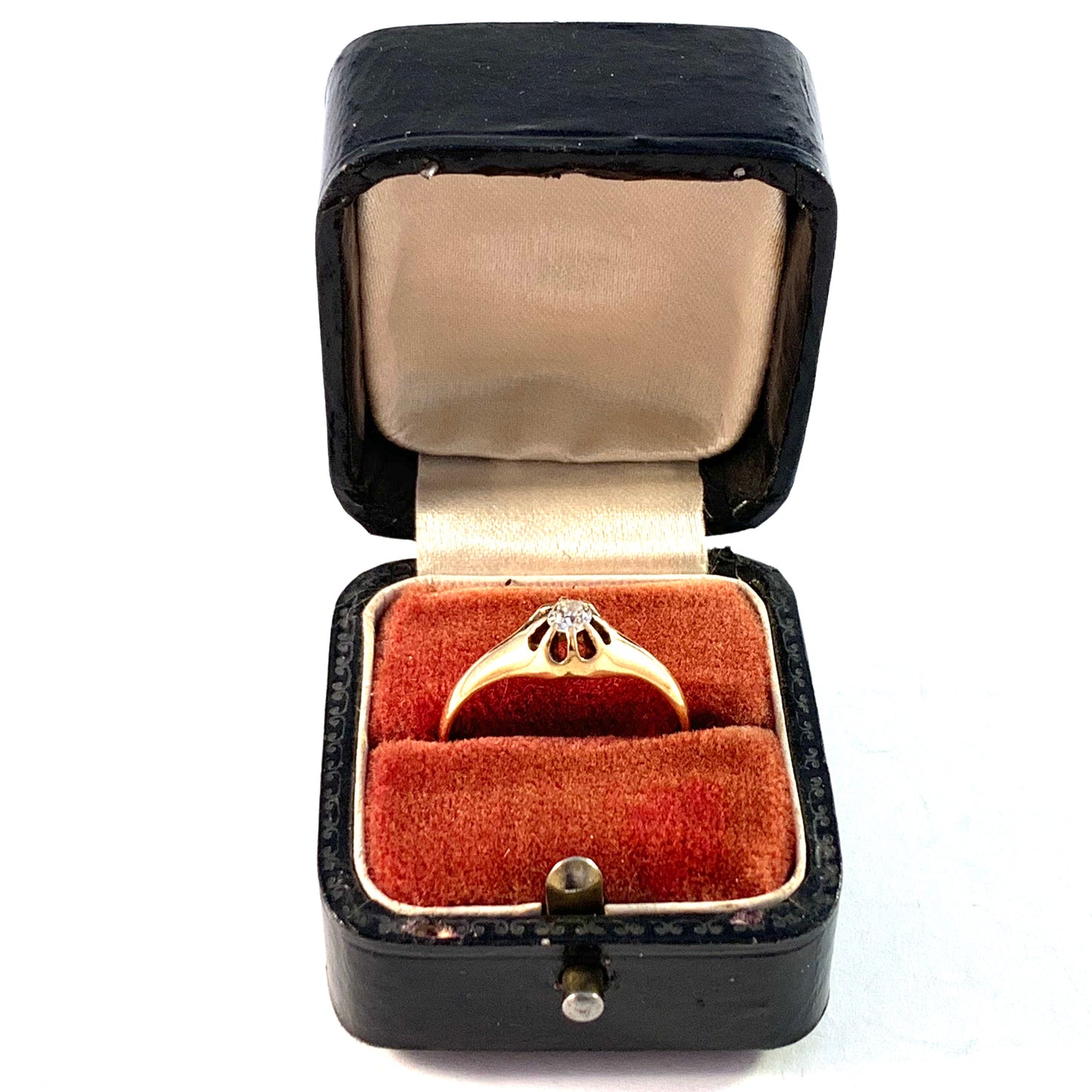 1920s Boxed 14k Gold 0,14ct Diamond Ring.