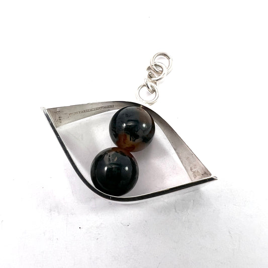 Elis Kauppi, Kupittaan Kulta Finland 1963. Vintage Silver Kinetic Moss Agate Pendant.