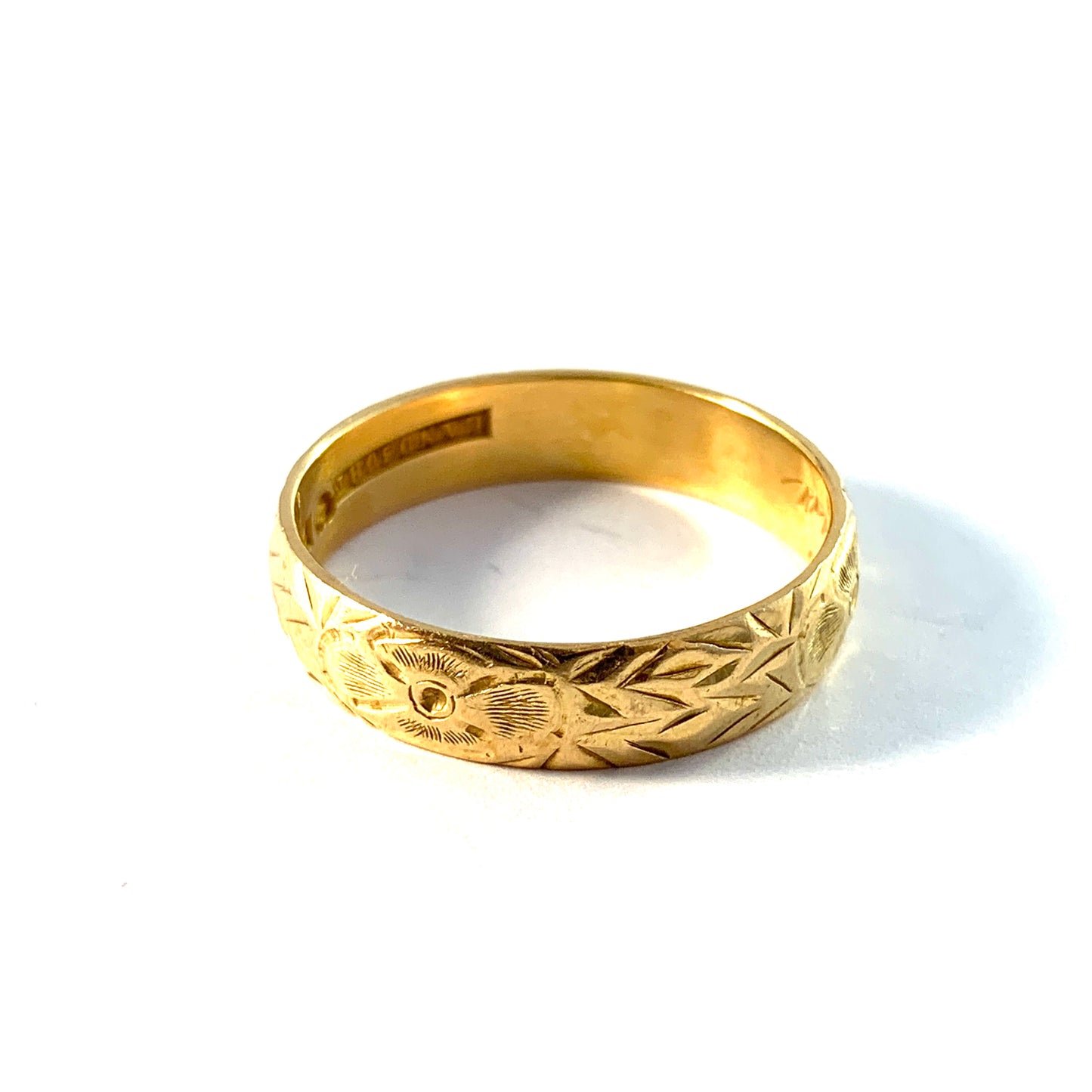 A Landsort, Sweden 1903. Antique 20k Gold Mother Band Ring.