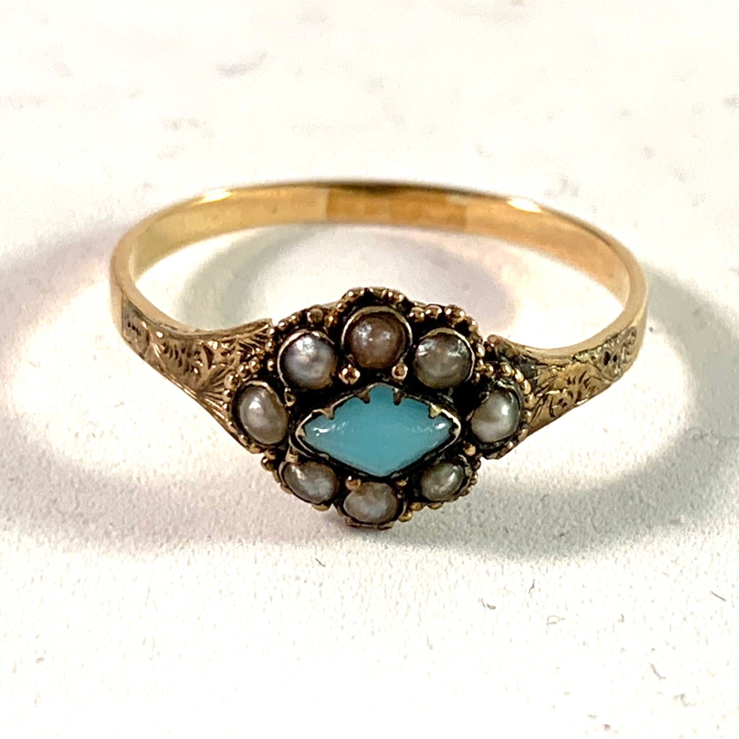 Antique Victorian 18k Gold Seed Pearl Paste Ring.