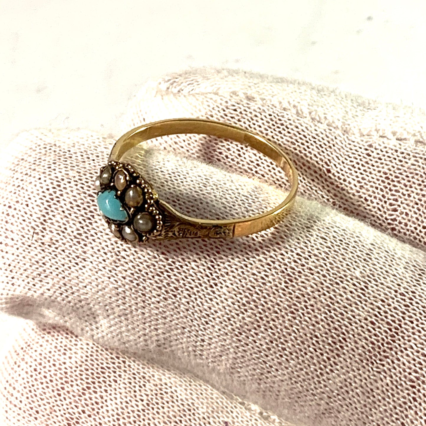 Antique Victorian 18k Gold Seed Pearl Paste Ring.