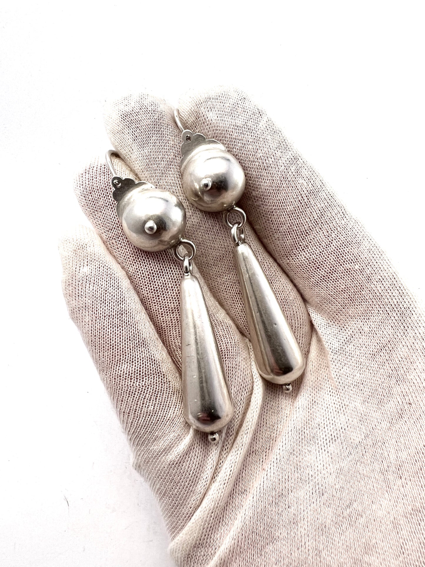 K Nilsson, Sweden 1925. Very Large Art Deco Sterling Silver Torpedo Dangle Earrings.