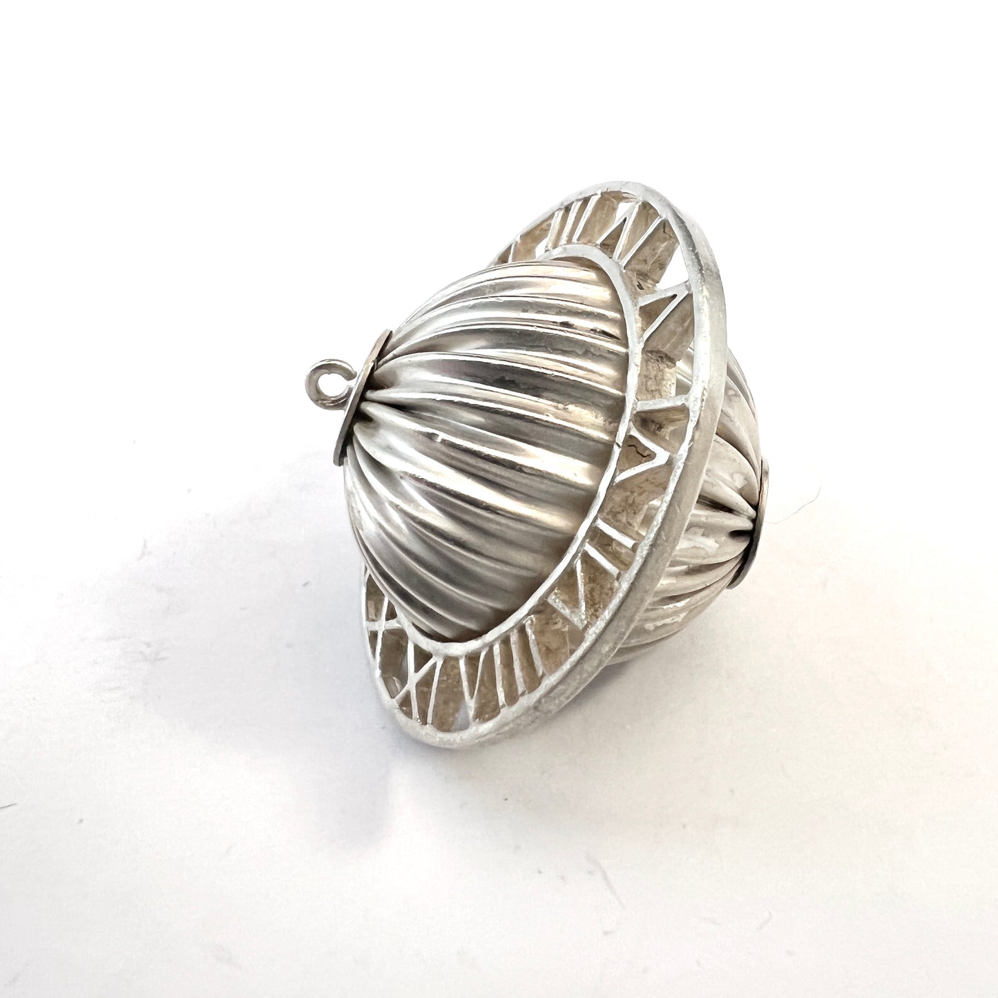 Danecraft, USA. Vintage Mid-century Sterling Silver Pendant.