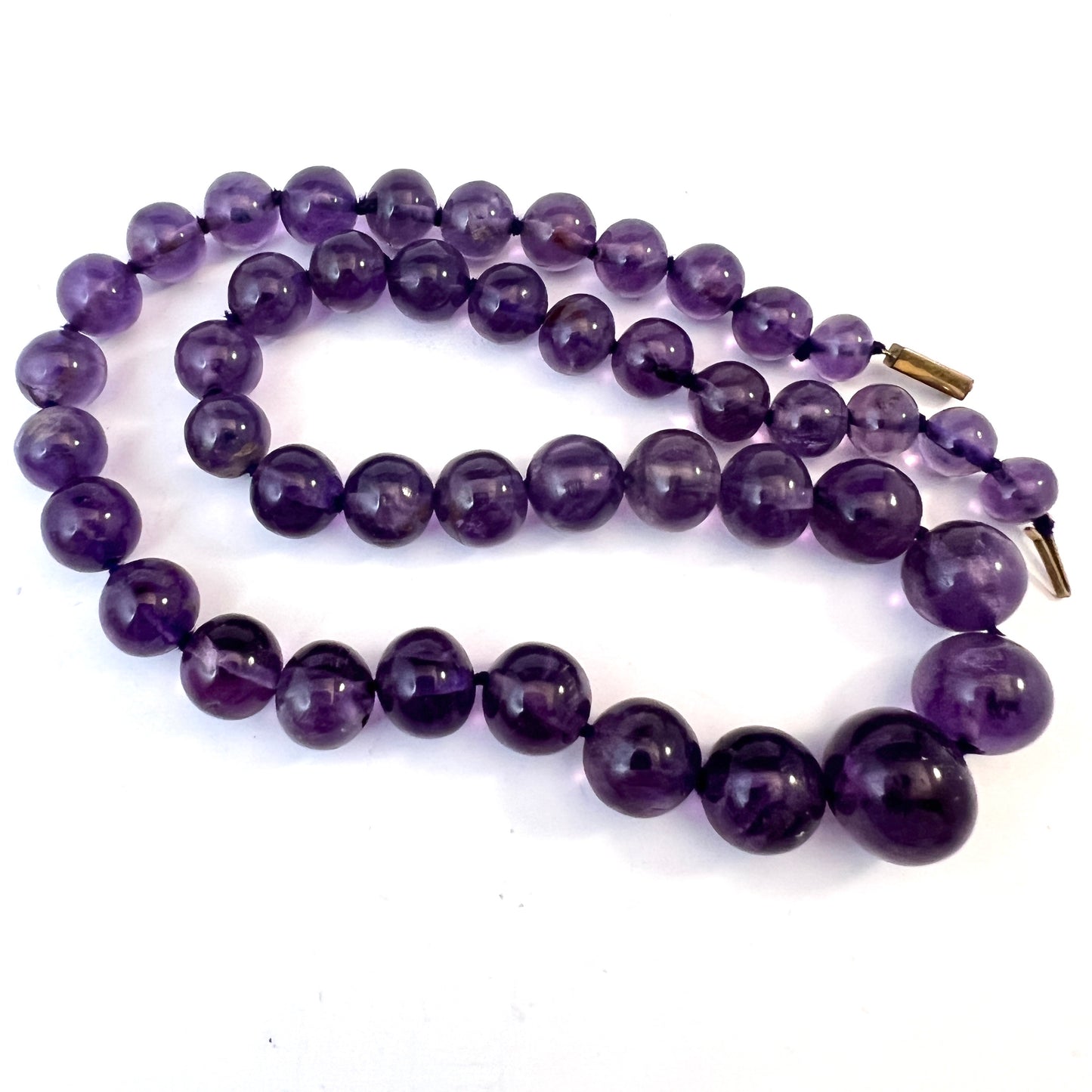 Vintage Amethyst 9k Gold Clasp Necklace.