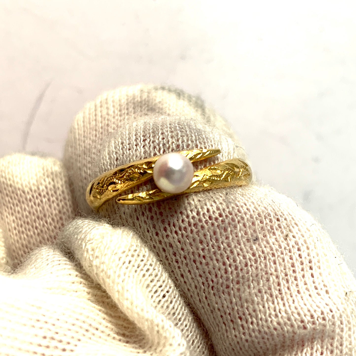 Sweden year 1934. Vintage 23k Gold Pearl Ring.