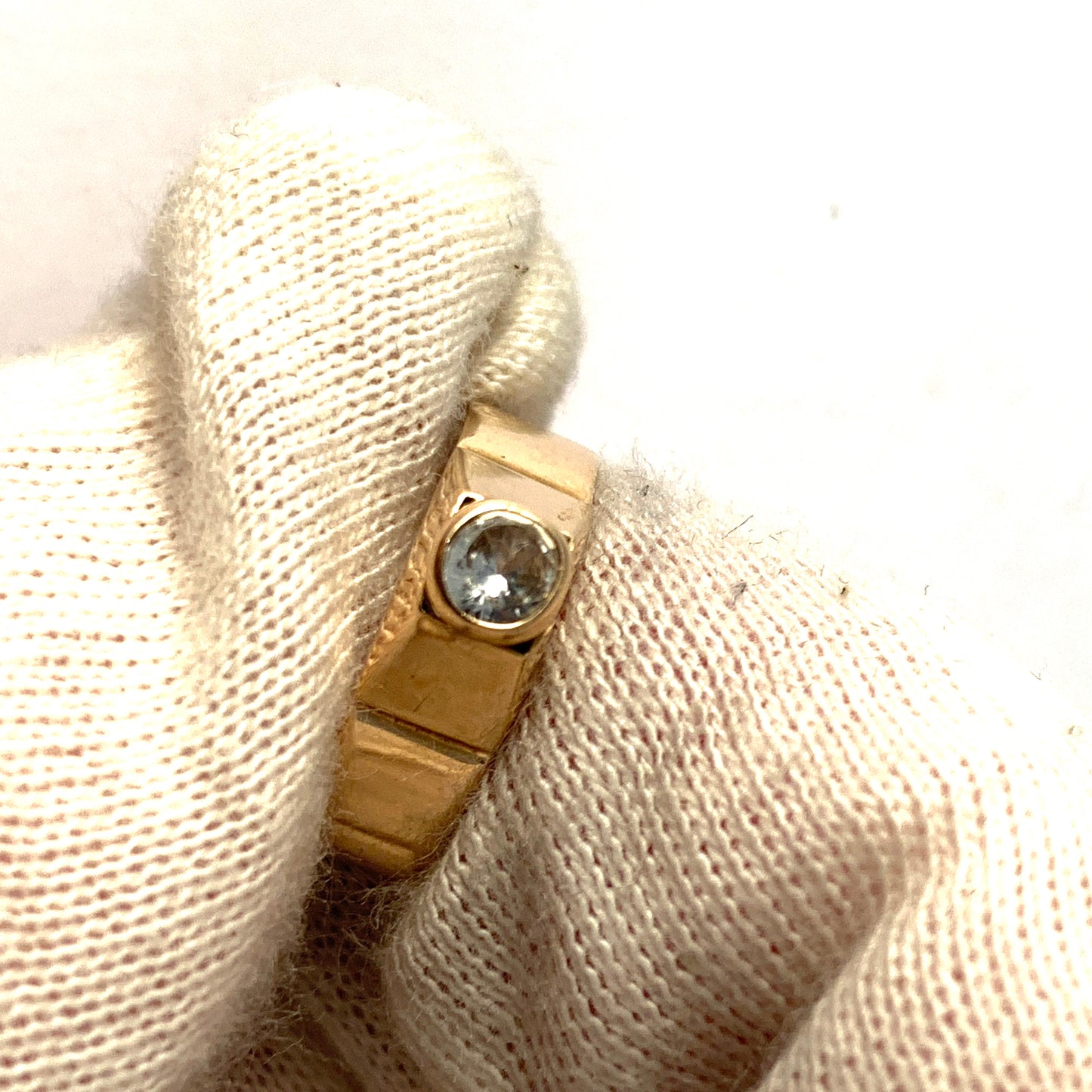 Matti Antonen, Finland 1964. Vintage 14k Gold Rock Crystal Ring.