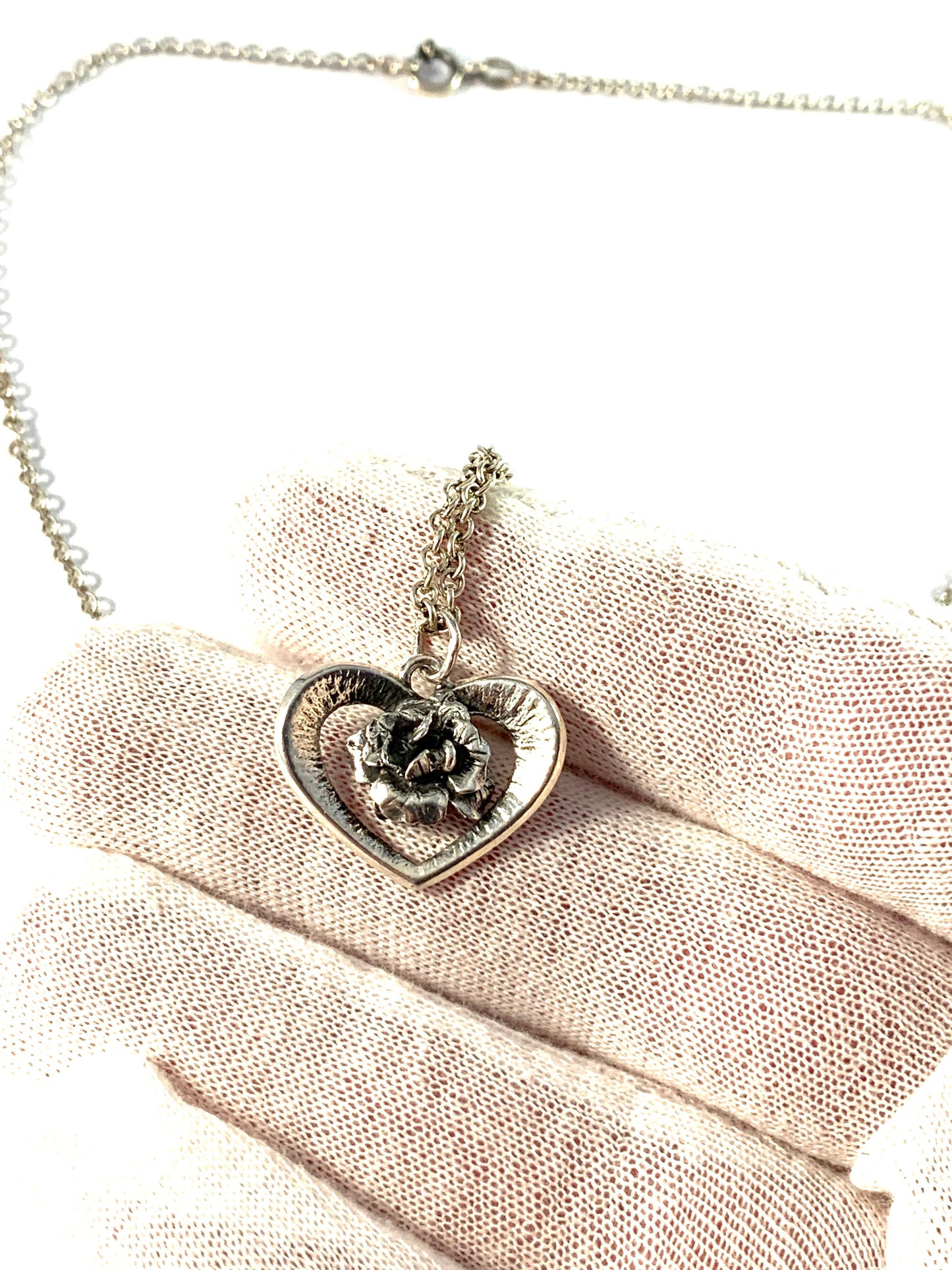 Kalevala Koru, Finland Vintage Solid Silver Heart Pendant Necklace.
