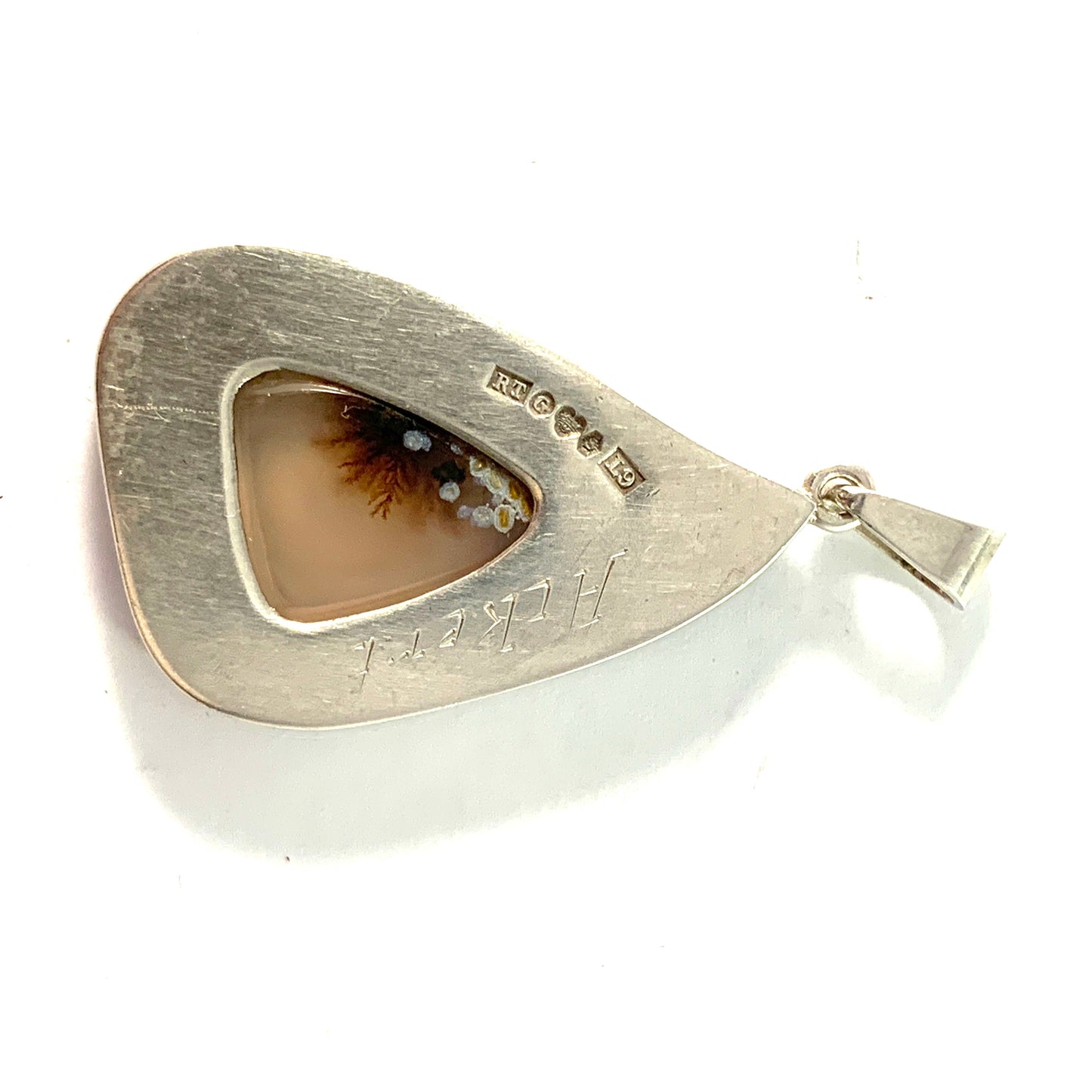 Acke R Tötterman, Sweden 1961. Sterling Silver Agate Pendant. Signed.